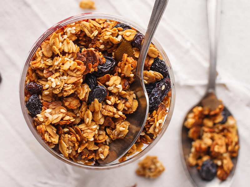 Granola Tostada con Pasas